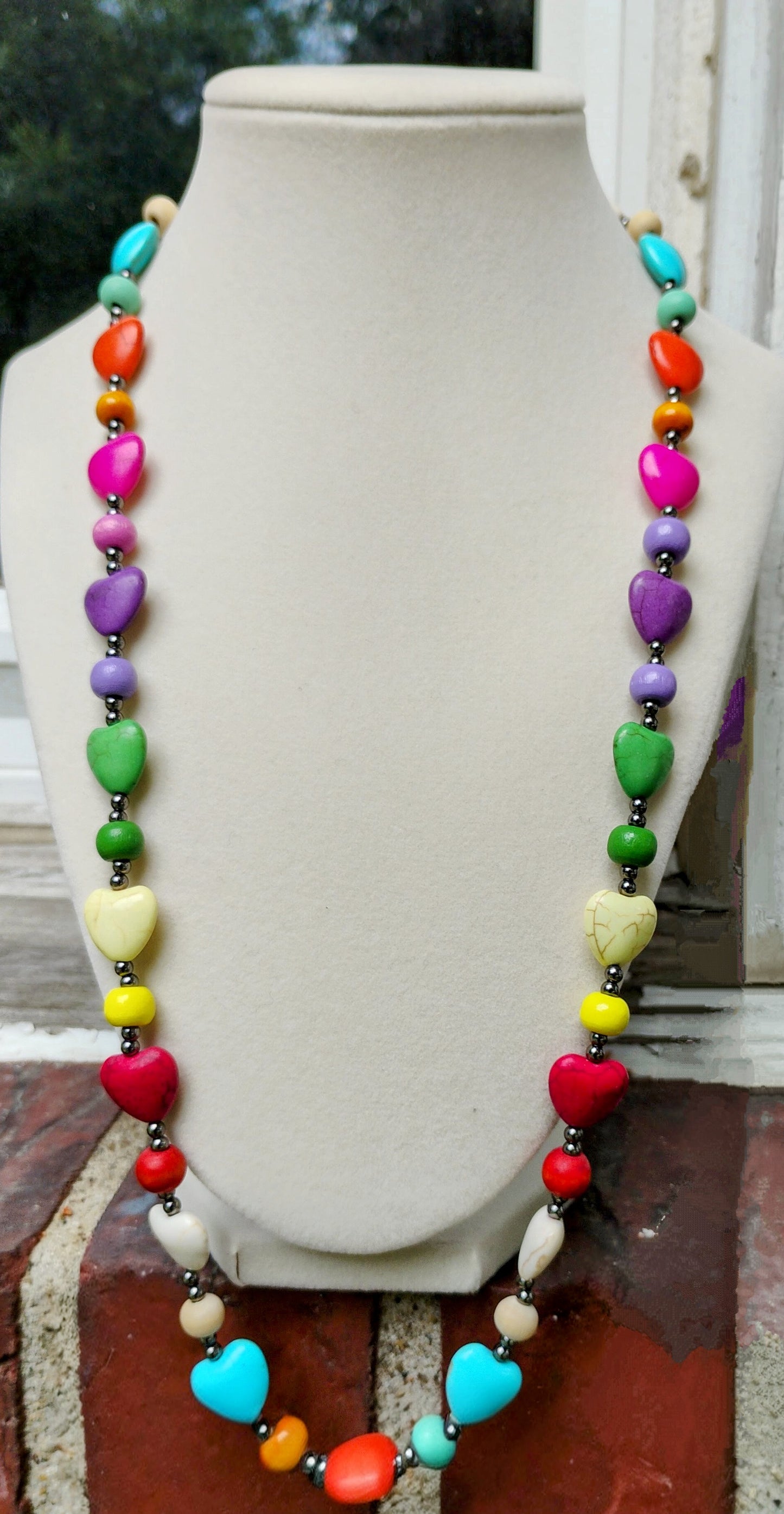 Pretty beaded howlite heart necklace