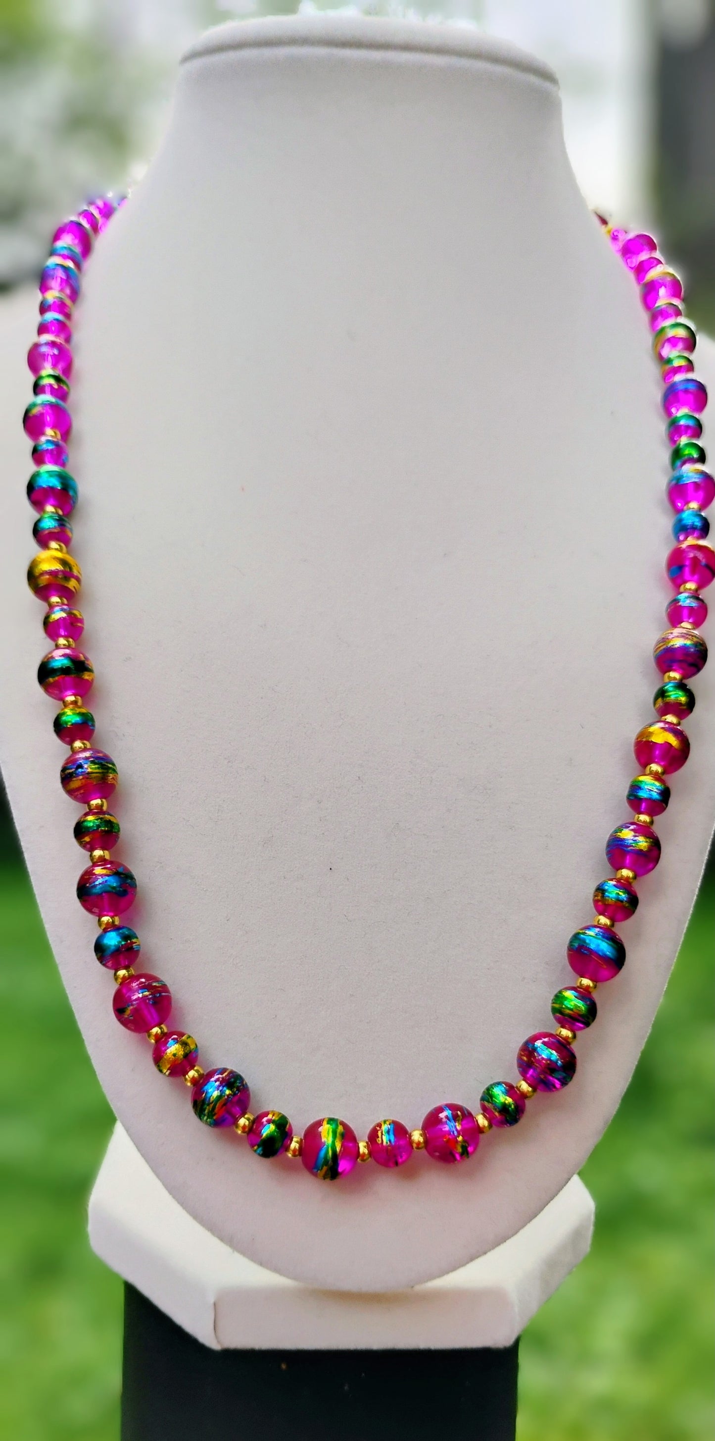 Pink beaded multi color necklace