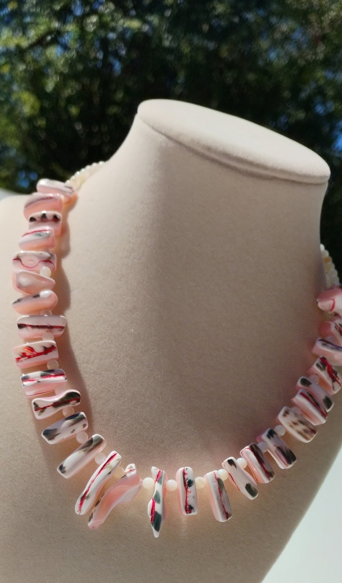 Beautiful pink multi-colored shell necklace