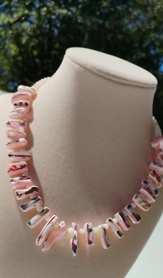Beautiful pink multi-colored shell necklace