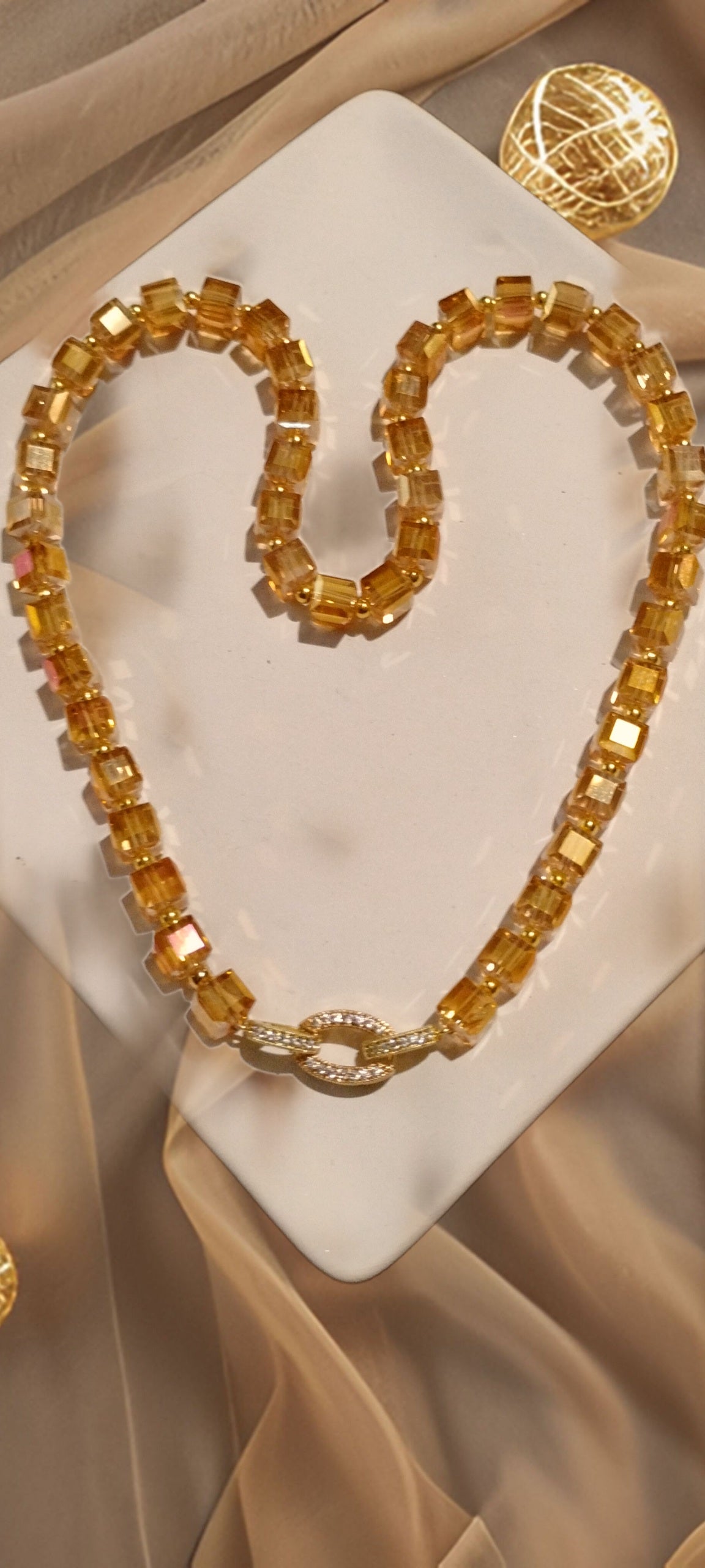 Pretty Versatile Necklace