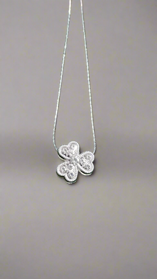 Clover chain necklace