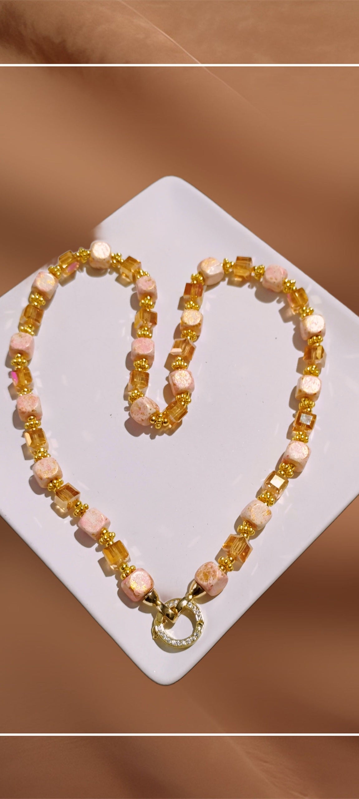 Beautiful versatile beaded necklace