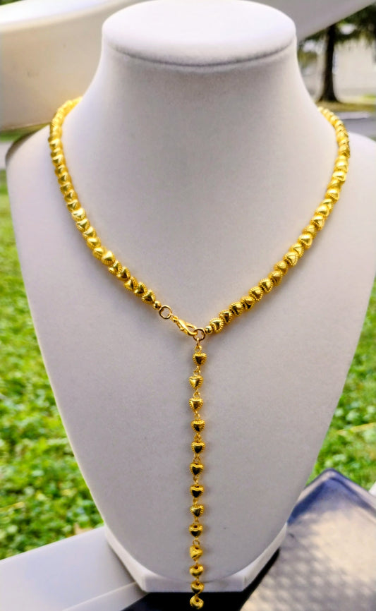 Pretty golden heart beaded necklace